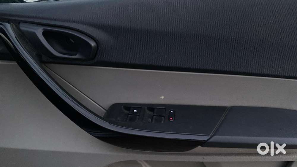 Tata Tiago 1.2 Revotron Xt, 2019, Petrol