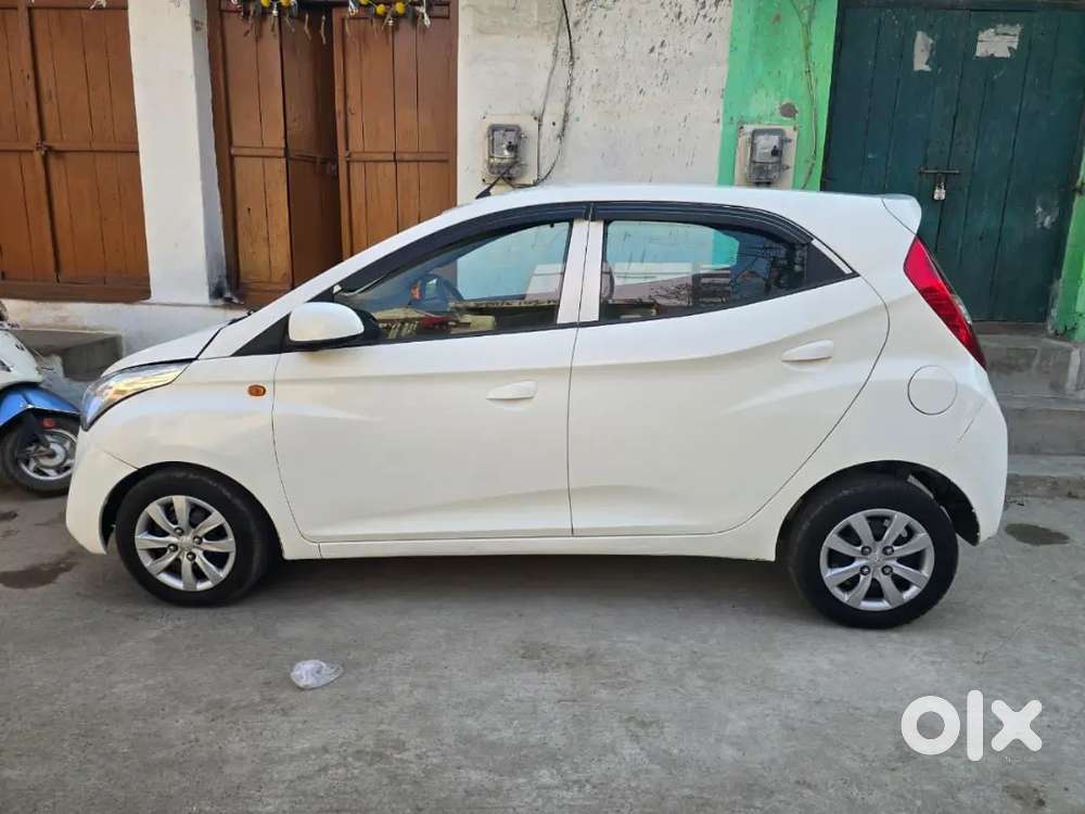 Hyundai Eon Sportz 2012