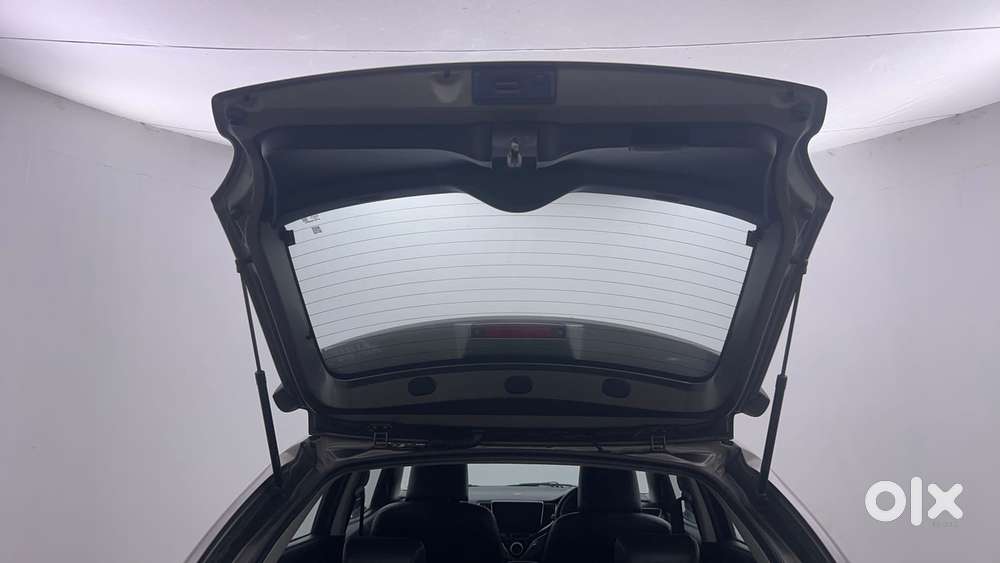 Maruti Suzuki Baleno 1.2 Zeta At, 2020, Petrol