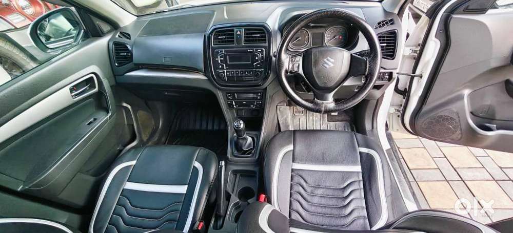 Maruti Suzuki Brezza Zdi+ Dual Tone, 2018, Diesel