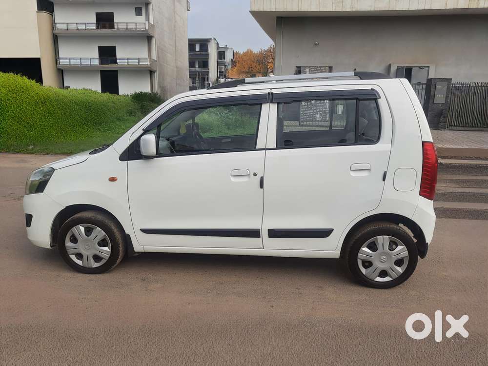 Maruti Suzuki Wagon R 1.0 2015-2019 Vxi Amt, 2016, Petrol