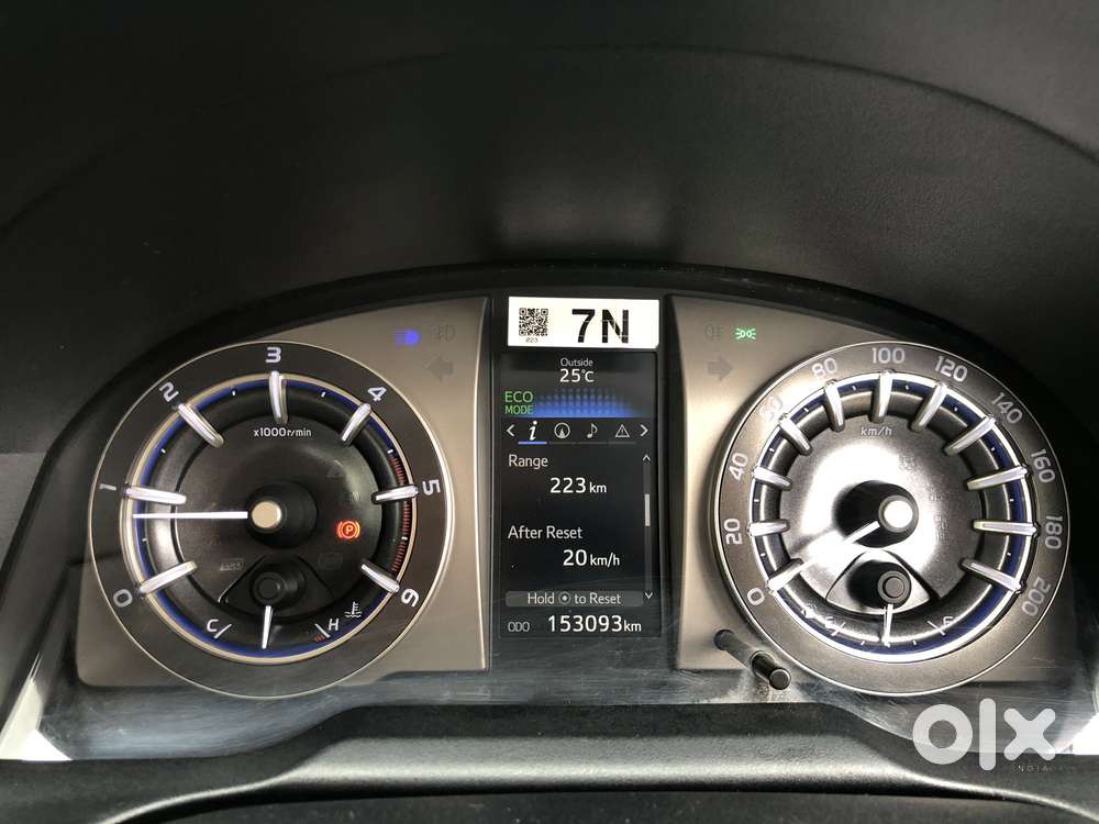 Toyota Innova Crysta [2020-ongoing] 2.4 Vx 7 Str, 2020, Diesel