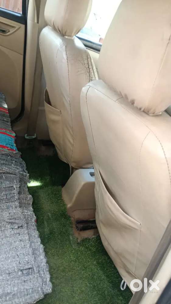 Maruti Suzuki Swift Dzire 2012