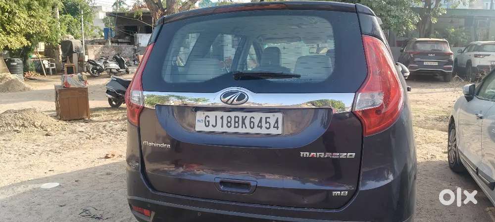 Mahindra Marazzo 2018 Diesel 80000 Km Driven