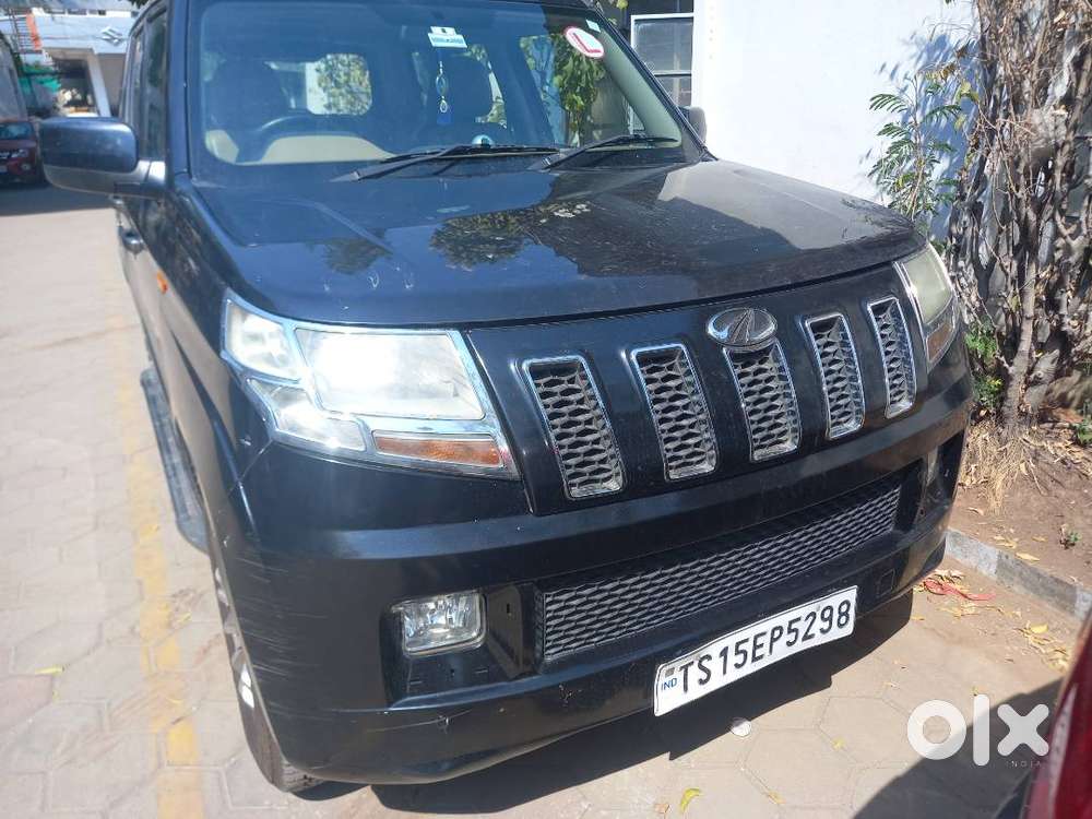Mahindra Tuv Diesel 2017, T8 Car, Black, 7 Seater, Good Condition