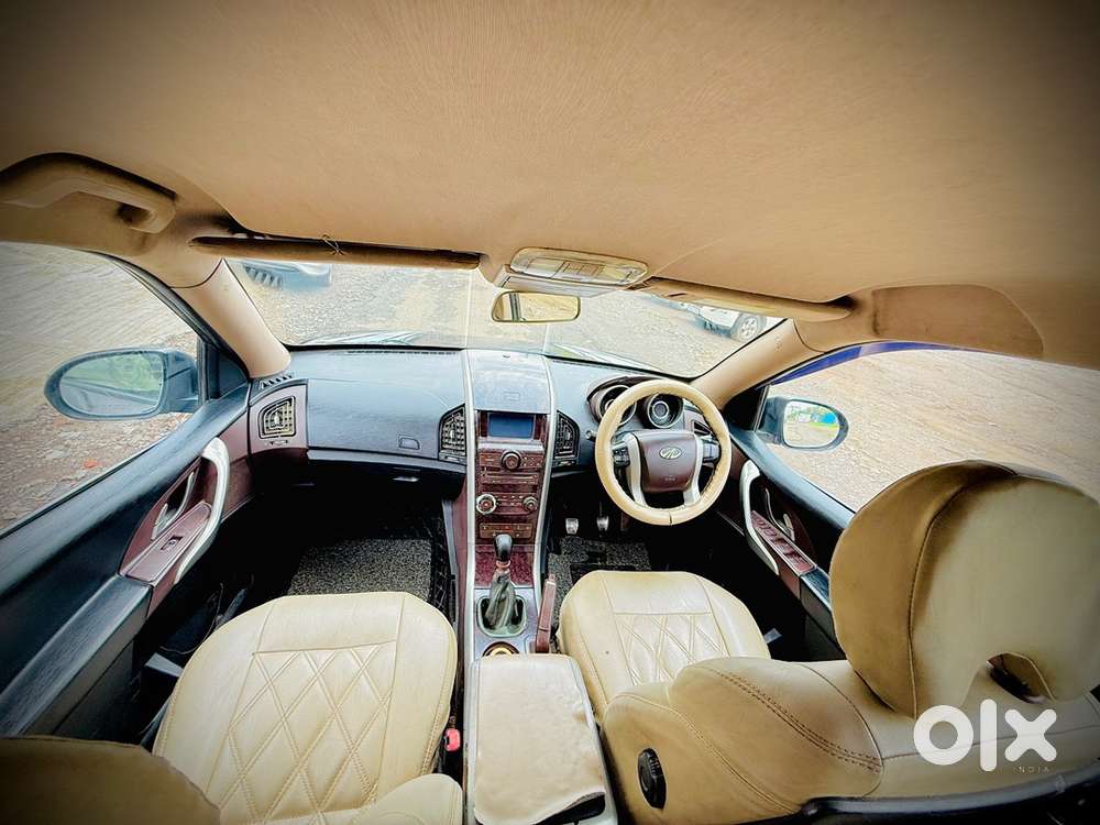 Mahindra Xuv500 W8 2012