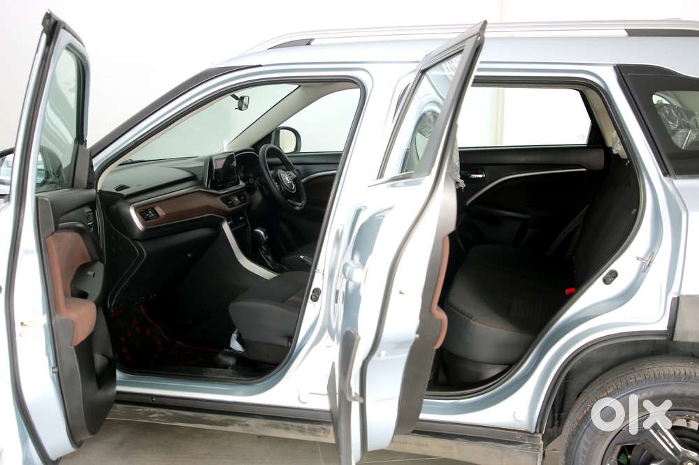 Maruti Suzuki Brezza 1.5 Zxi Smart Hybrid, 2023, Petrol