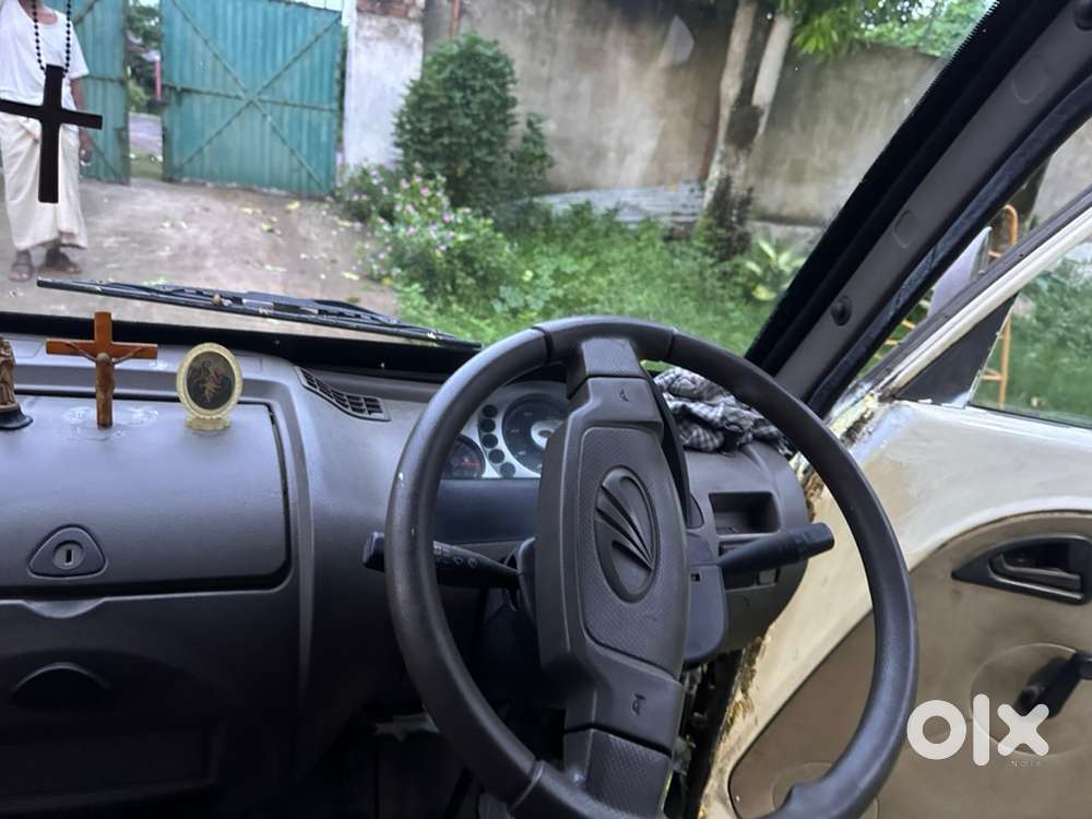 Mahindra Maxximo Mini Van