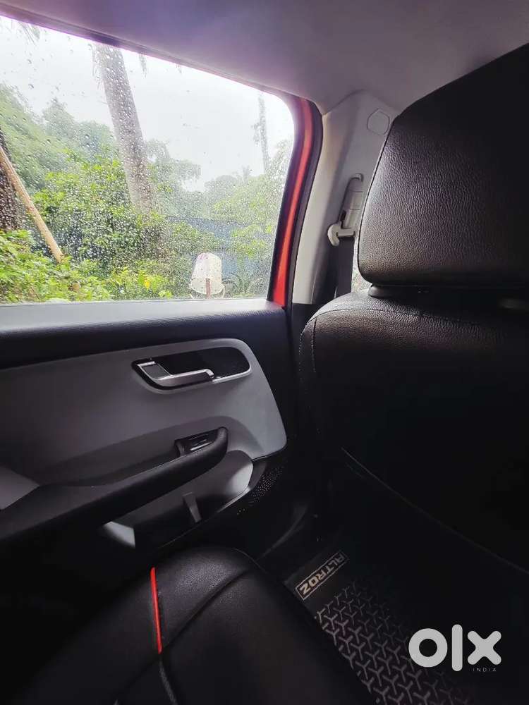 Tata Altroz 1.2 Petrol 2020
