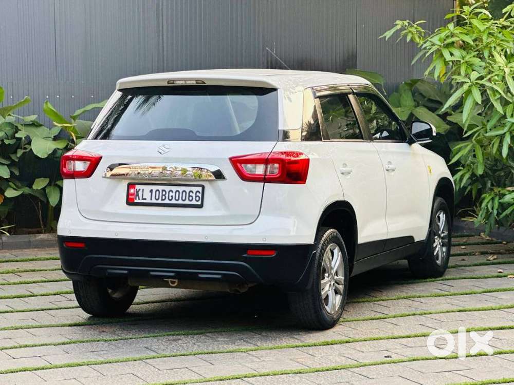 Maruti Suzuki Brezza 1.5 Lxi Smart Hybrid, 2021, Petrol