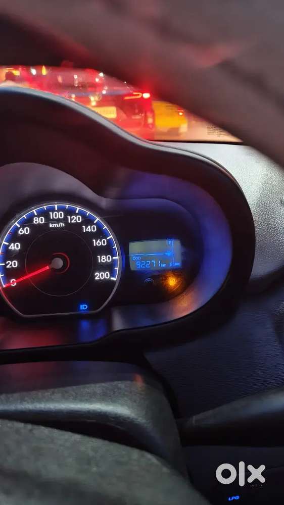 Hyundai I10 2012 Lpg 92000 Km Driven