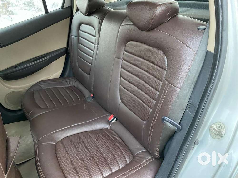 Hyundai I20 Sportz 1.4 Crdi 6 Speed Bs-iv, 2014, Diesel