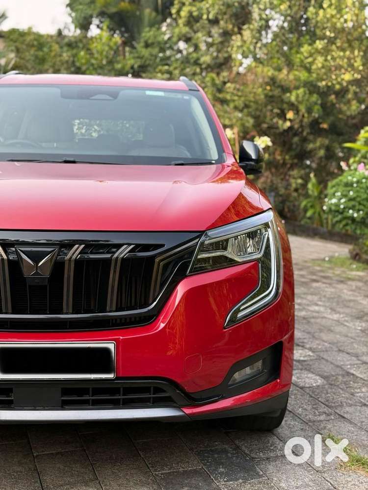 Mahindra Xuv700 2022 Diesel Well Maintained