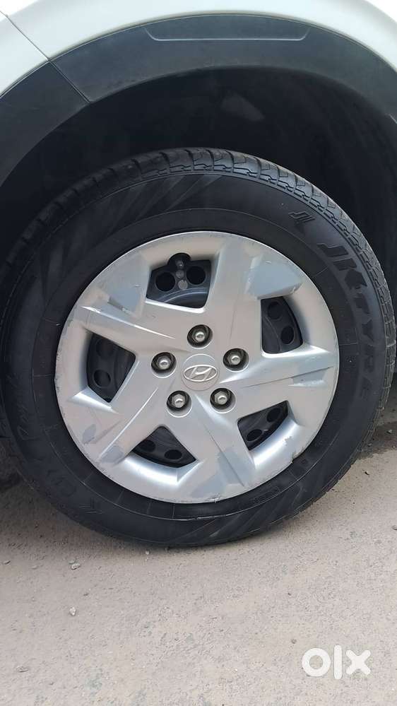 Parsi Owned, Single Hand 2021 Hyundai Venue