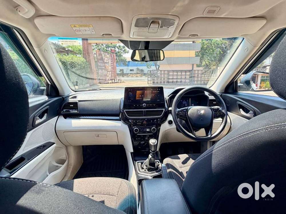 Mahindra Xuv 3xo Ax5 Ds Mt, 2024, Diesel