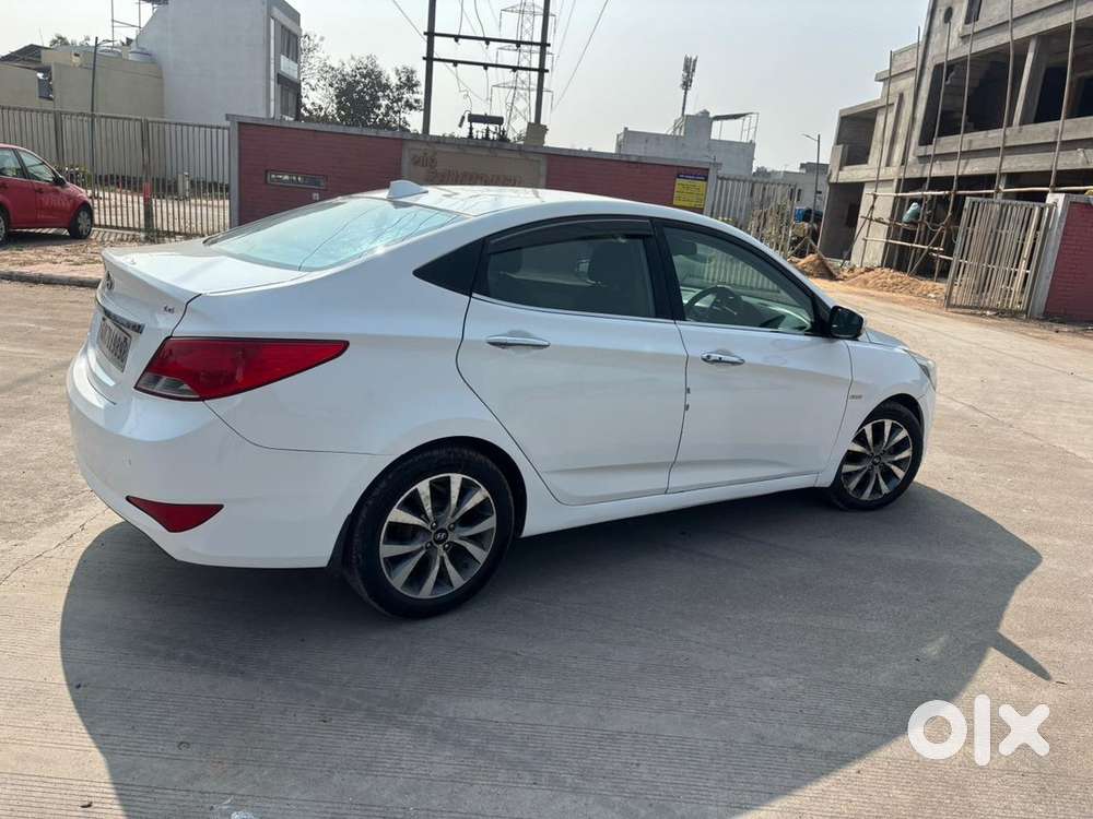 Hyundai Verna 2015 November Diesel Well Maintained