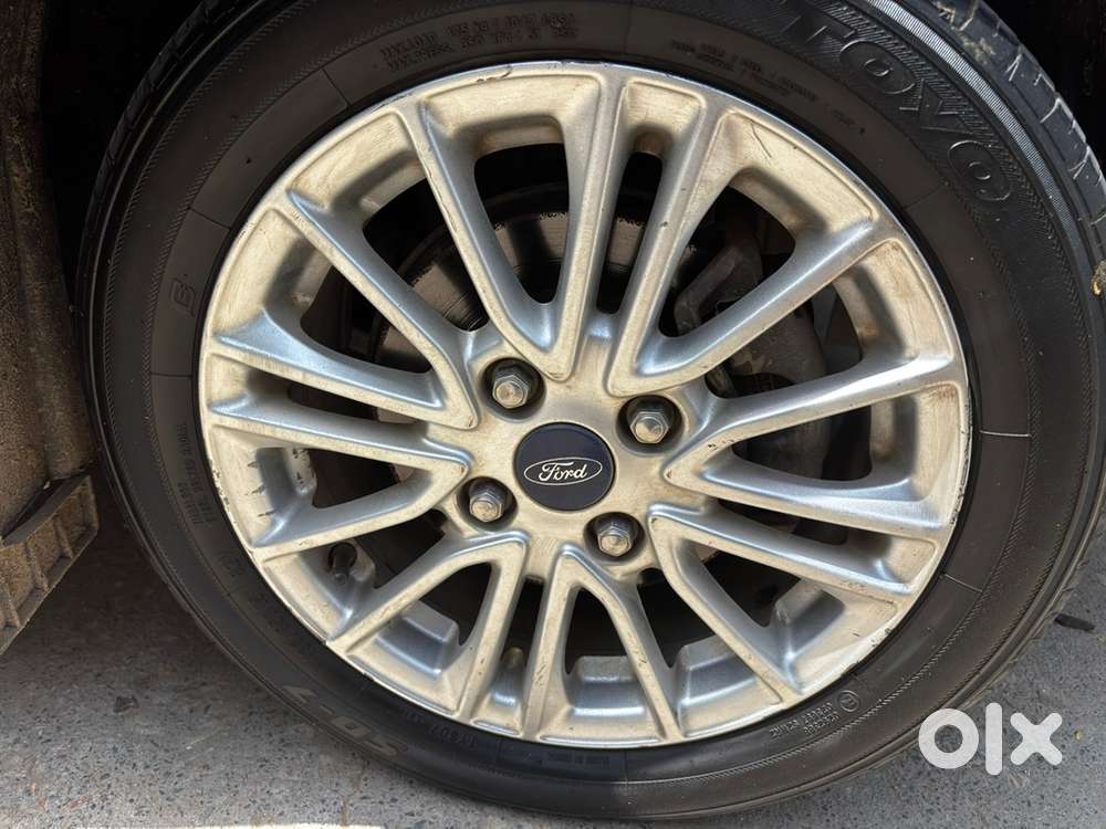 Ford Aspire Titanium Petrol Cng