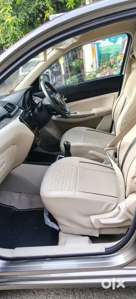 Maruti Suzuki Dzire 1.2 Zxi, 2022, Petrol