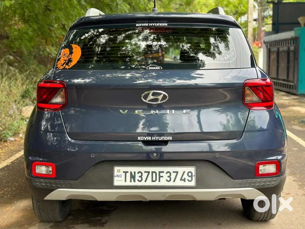 Hyundai Venue 2019 Urgent Sale.