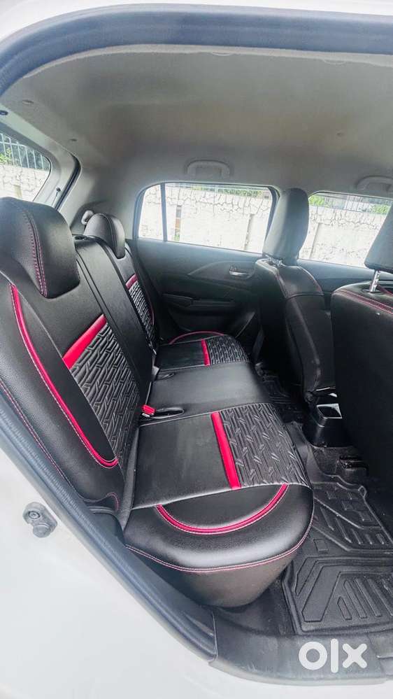 Maruti Suzuki Swift Vxi Optional, 2025
