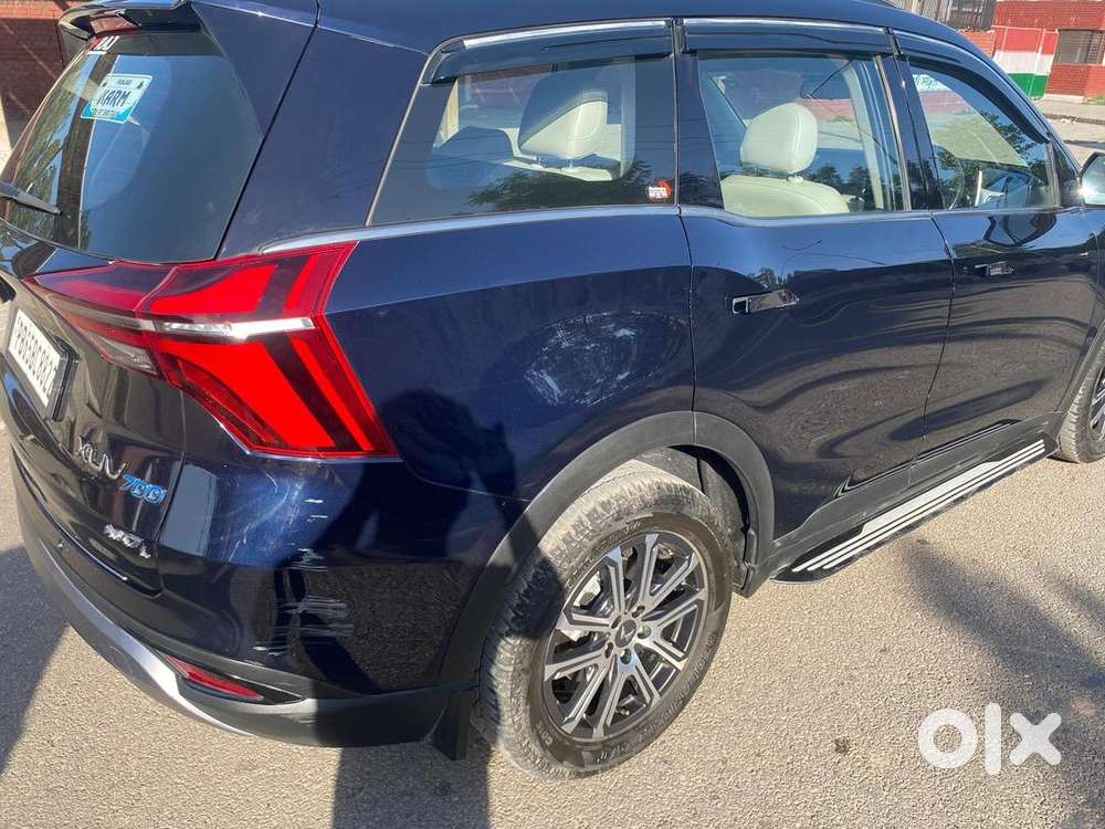 Mahindra Xuv700 2022 Diesel Well Maintained