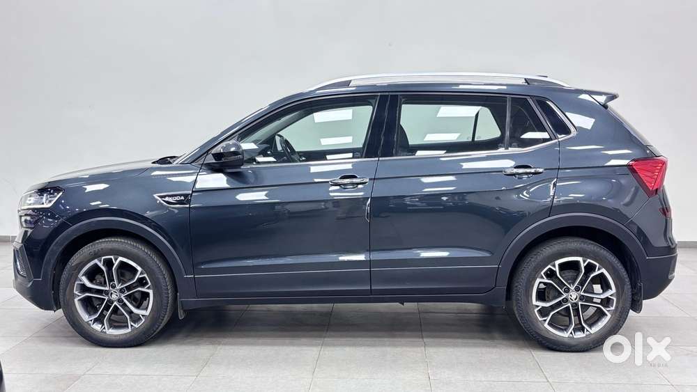 Skoda Kushaq 1.0 Tsi Style At (6 Airbags), 2022, Petrol