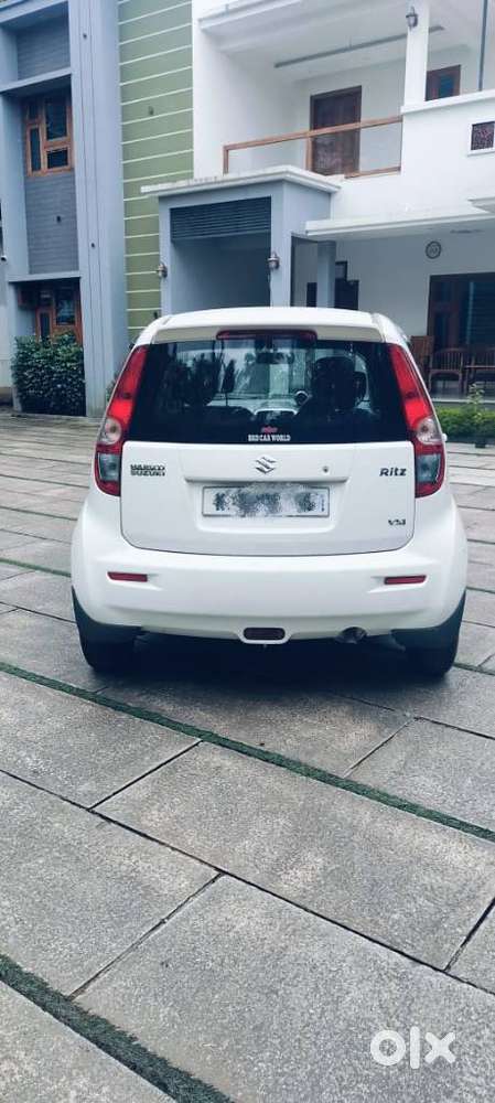 Maruti Suzuki Ritz Vxi, 2013, Petrol