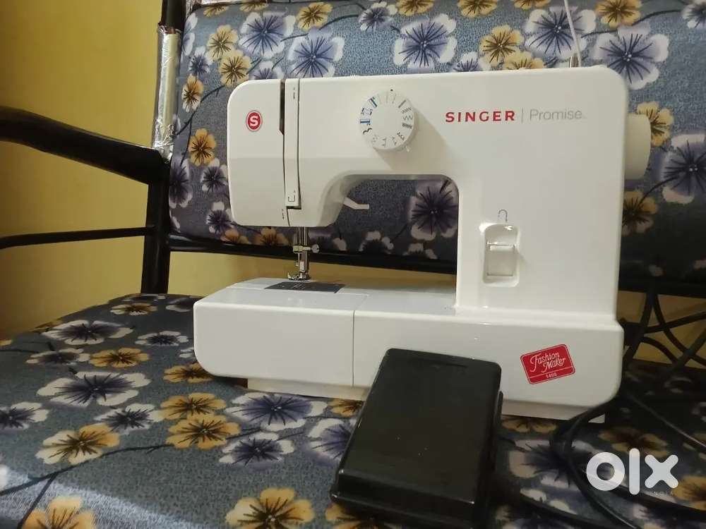 Singer sewing machine fashion maker 1408