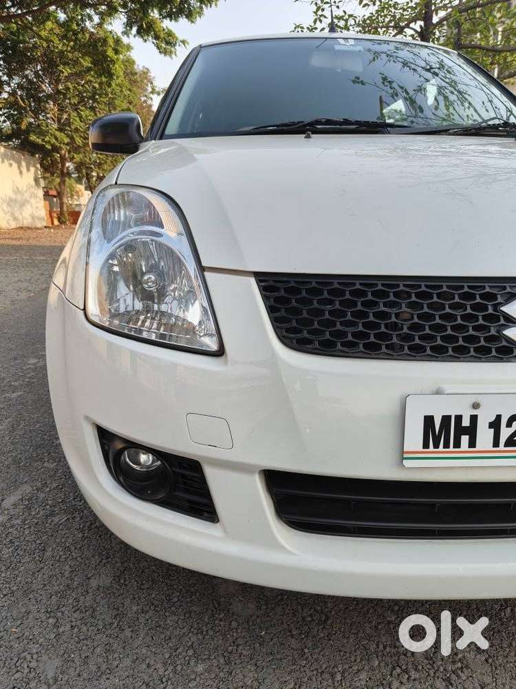 Maruti Suzuki Swift Vxi 1.2 Abs Bs-iv, 2011, Petrol
