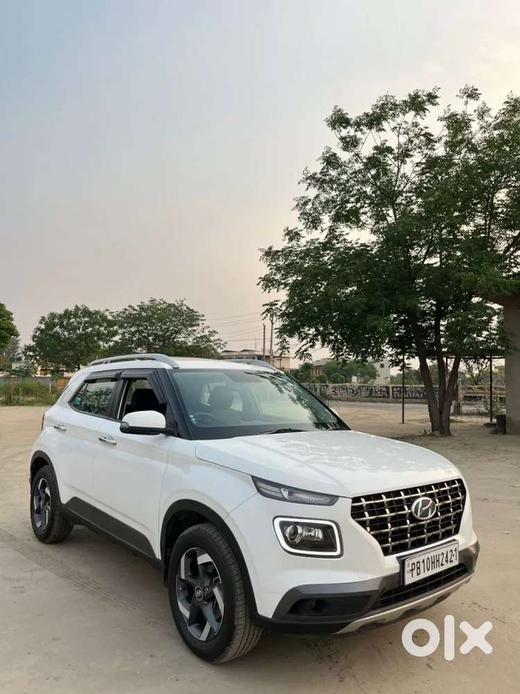 Hyundai Venue Sx Plus Turbo Dct, 2019, Petrol