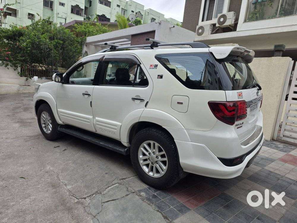 Toyota Fortuner 3.0 4x2 Automatic, 2013, Diesel