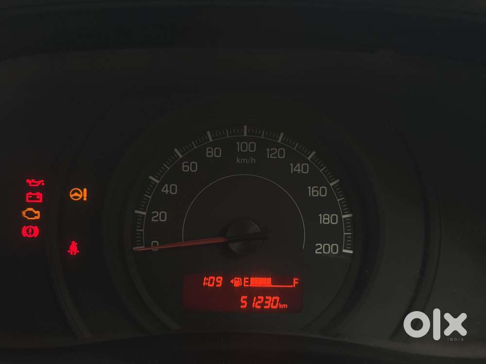 Maruti Suzuki Swift Lxi Optional-o, 2018, Petrol