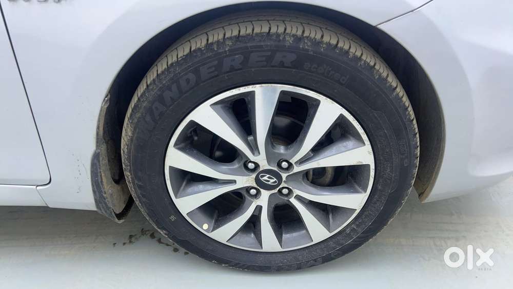 Hyundai Verna 1.6 Vtvt Sx, 2014, Petrol