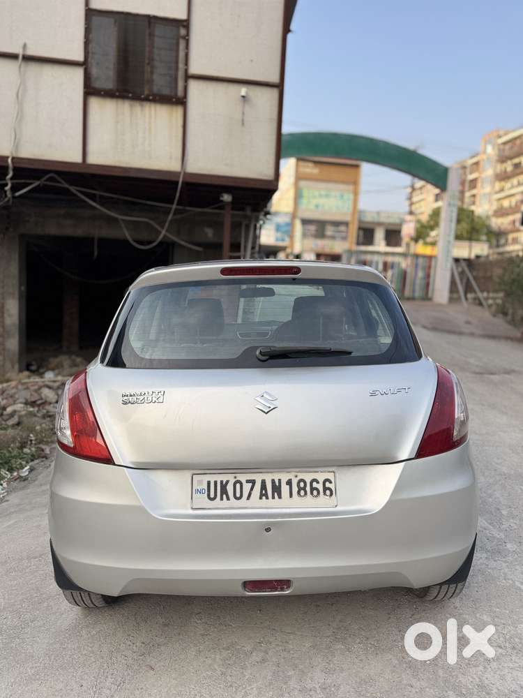 Maruti Suzuki Swift Amt Vvt Zxi, 2012, Petrol