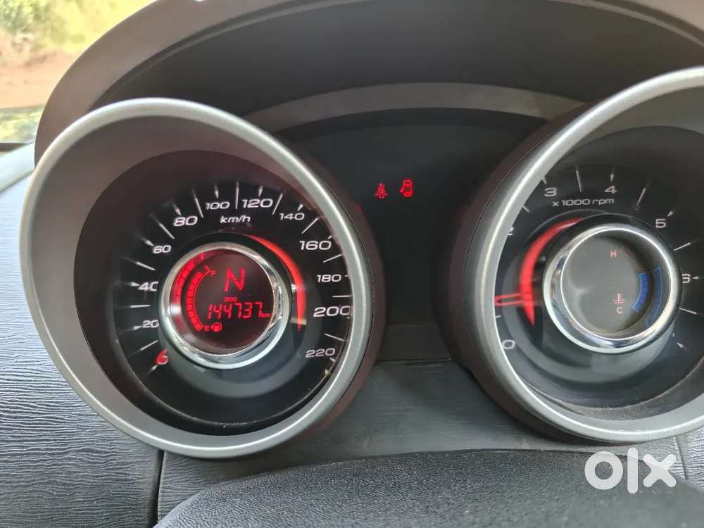 Mahindra Xuv500 2014 Diesel Well Maintained