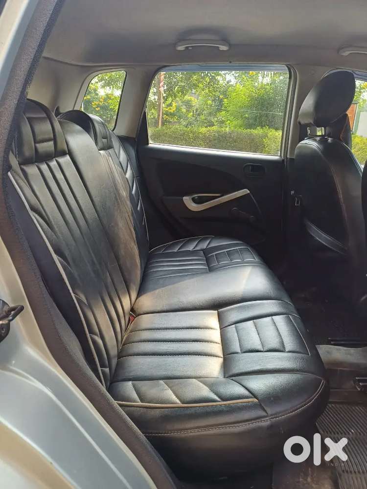 Ford Figo 2010 Cng & Hybrids 193500 Km Driven