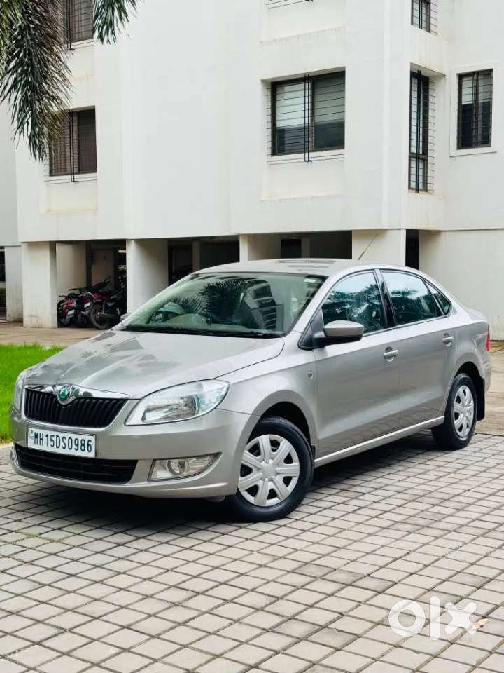 Skoda Rapid 1.6 Mpi At Ambition, 2013, Petrol