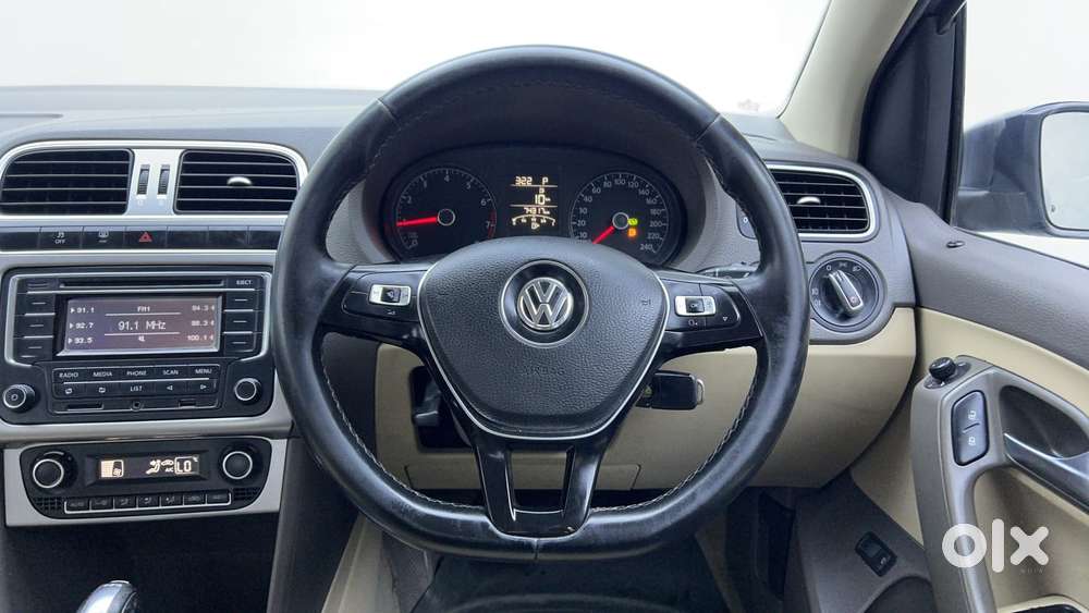 Volkswagen Vento 2010-2013 Petrol Highline, 2015, Petrol