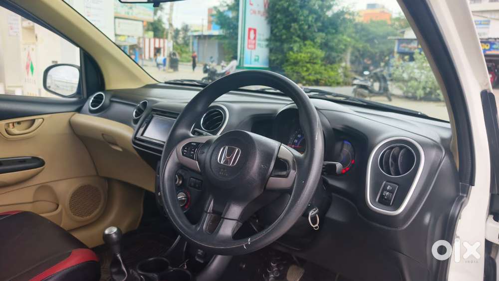 Honda Mobilio 1.5 E I-vtec Mt, 2014, Petrol
