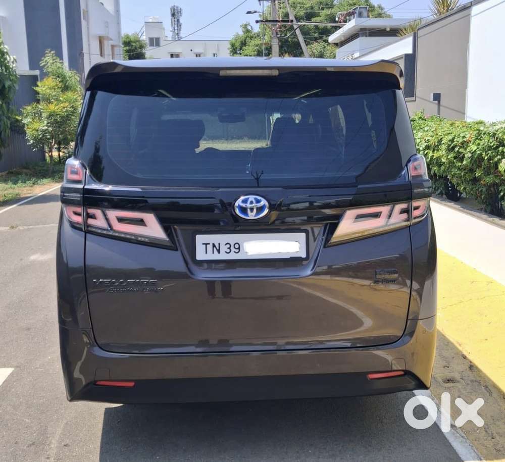 Toyota Vellfire 2.5 Executive Lounge, 2021, Petrol