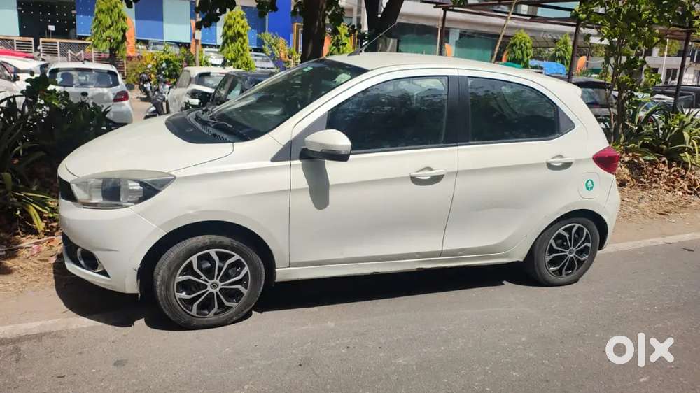 Tata Tiago 2017 Variant 1.2
