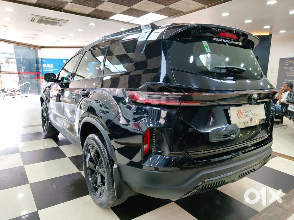 Tata Safari Accomplished Plus Dark Edition, 2024, Diesel
