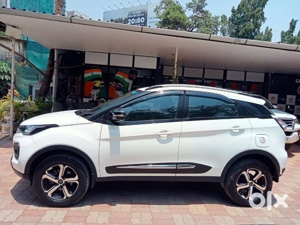 Tata Nexon 1.5 Revotorq Xza Plus S Amt, 2023, Petrol