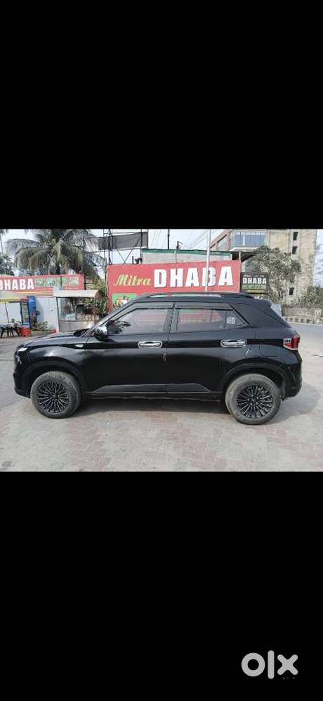 Hyundai Venue 1.2 S Plus, 2023, Petrol