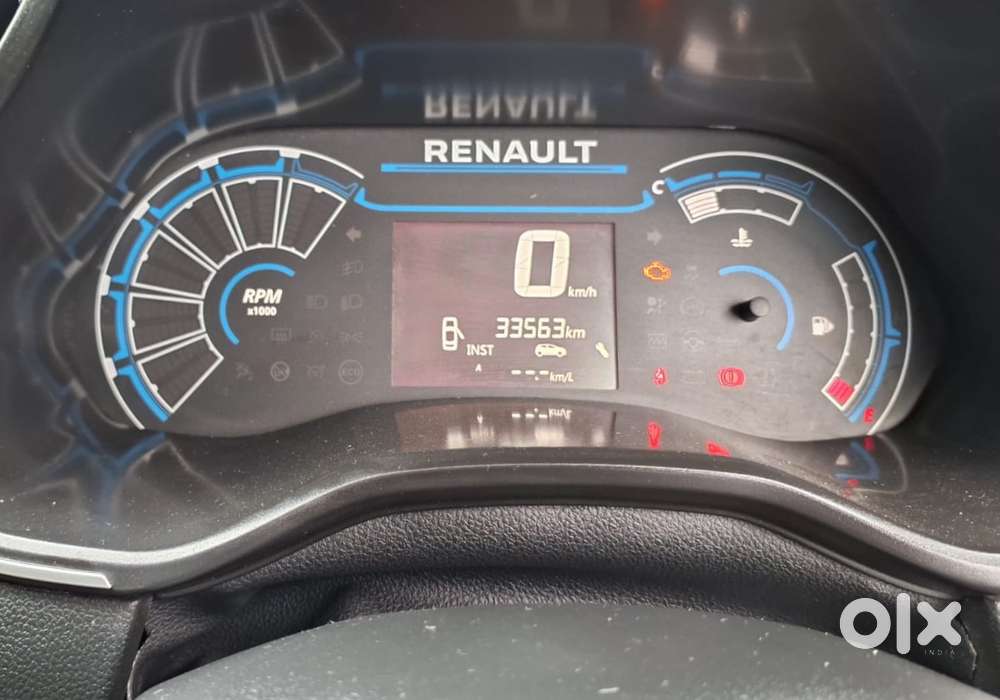 Renault Triber Rxl, 2021, Petrol