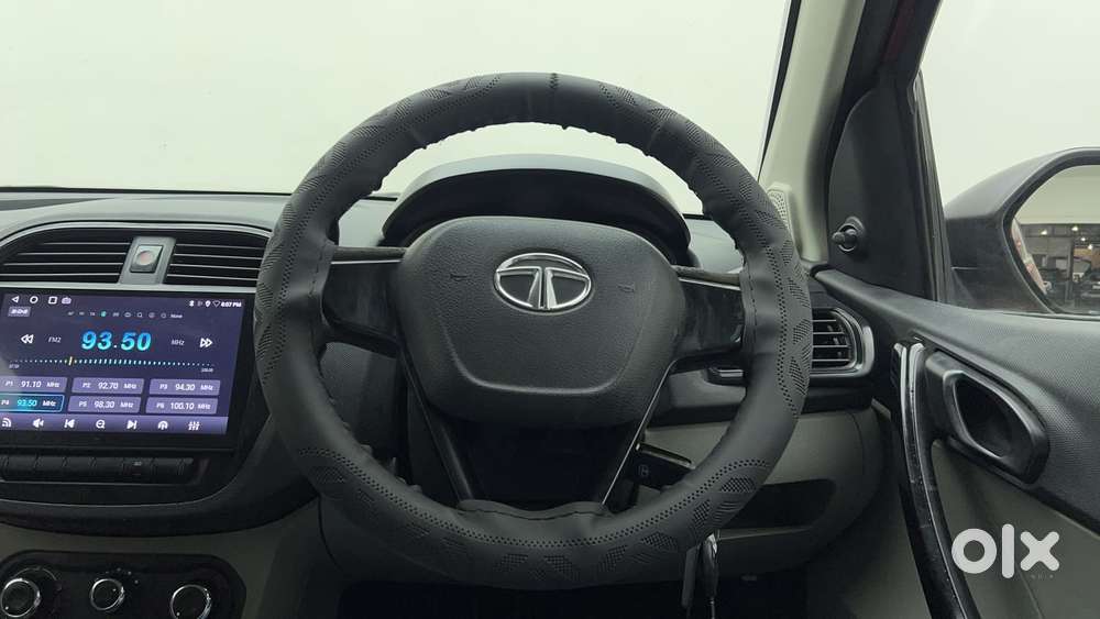 Tata Tiago 1.2 Revotron Xm, 2018, Petrol