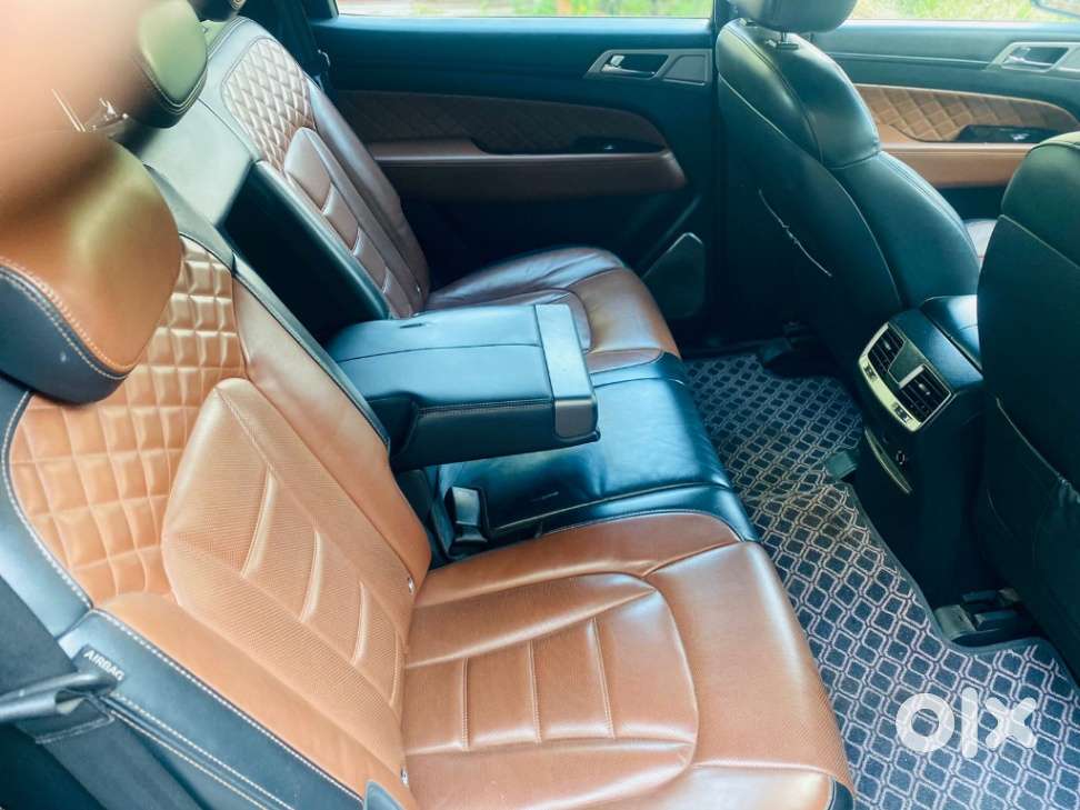 Mahindra Alturas G4 4x4 At, 2019, Diesel