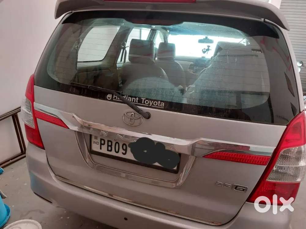 Toyota Innova 2011 Diesel Well Maintained