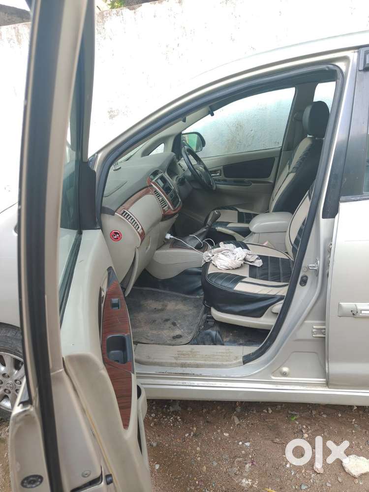 Toyota Innova Diesel 2012