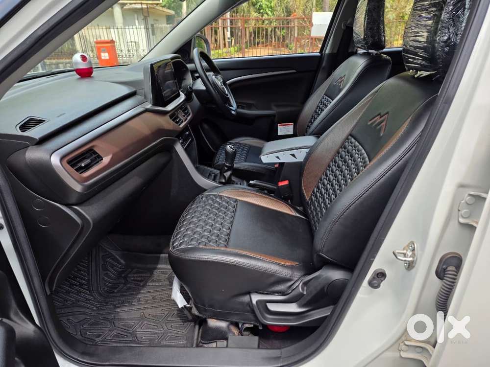Maruti Suzuki Brezza 1.5 Vxi Cng, 2024, Petrol